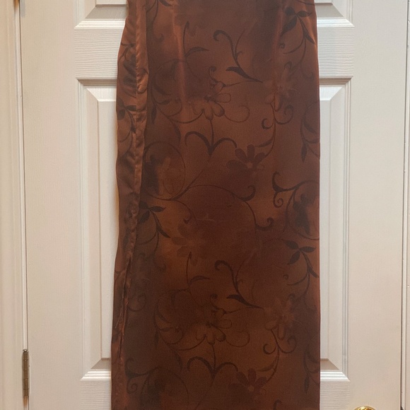 Vintage Classiques Entier Brown Flower Skirt. - Picture 3 of 6